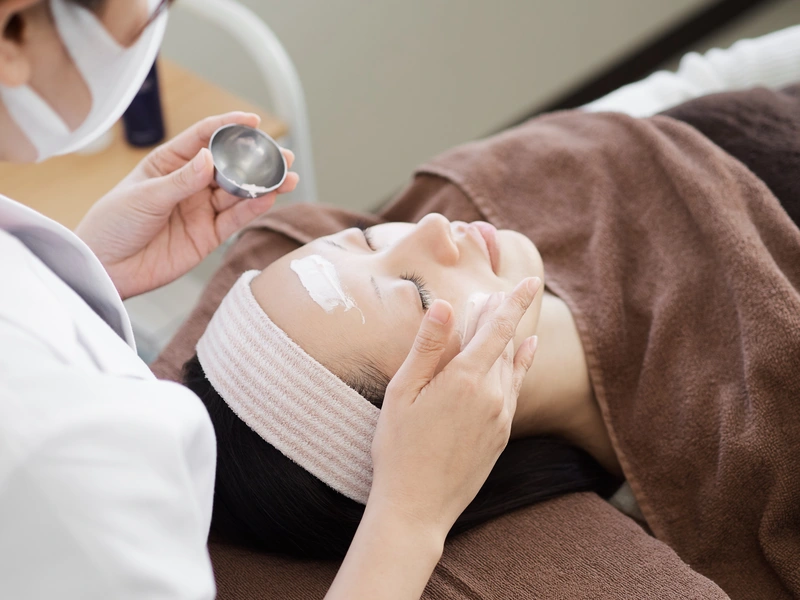 dermatologist chemical peel benefits